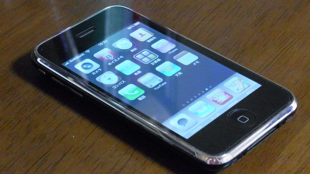 iPhone Duo: Apple cria selo para apps adaptados ao dobrável
